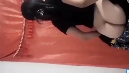 Büyük götlü bir öğretmeni siktim