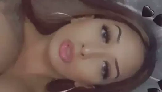 Büyük memeler paki