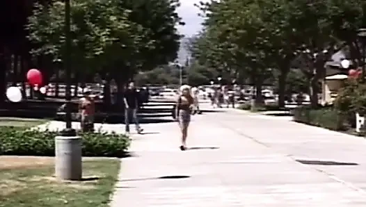 Çikolatalı üniversiteli tatlı kızlar DVD