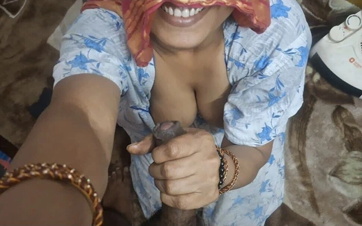 Desi randi Hintli yenge lund masajı