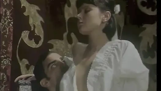 Kadın Sadece Poposundan Sikişmek Istiyor