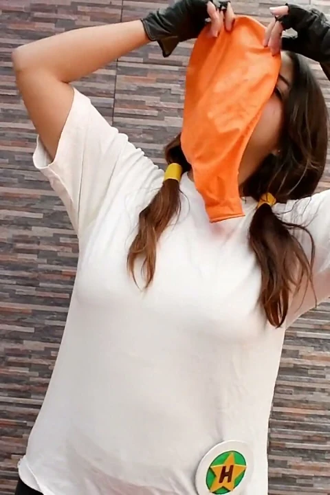Dbz'den Videl 36 inçlik Büyük Balonu Emiyor ve Biniyor - Bunny Looner