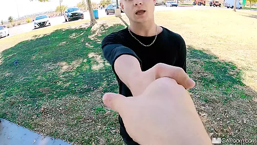 Andrew Connor çöp görevinden kurtulmak için yarağı boğuyor