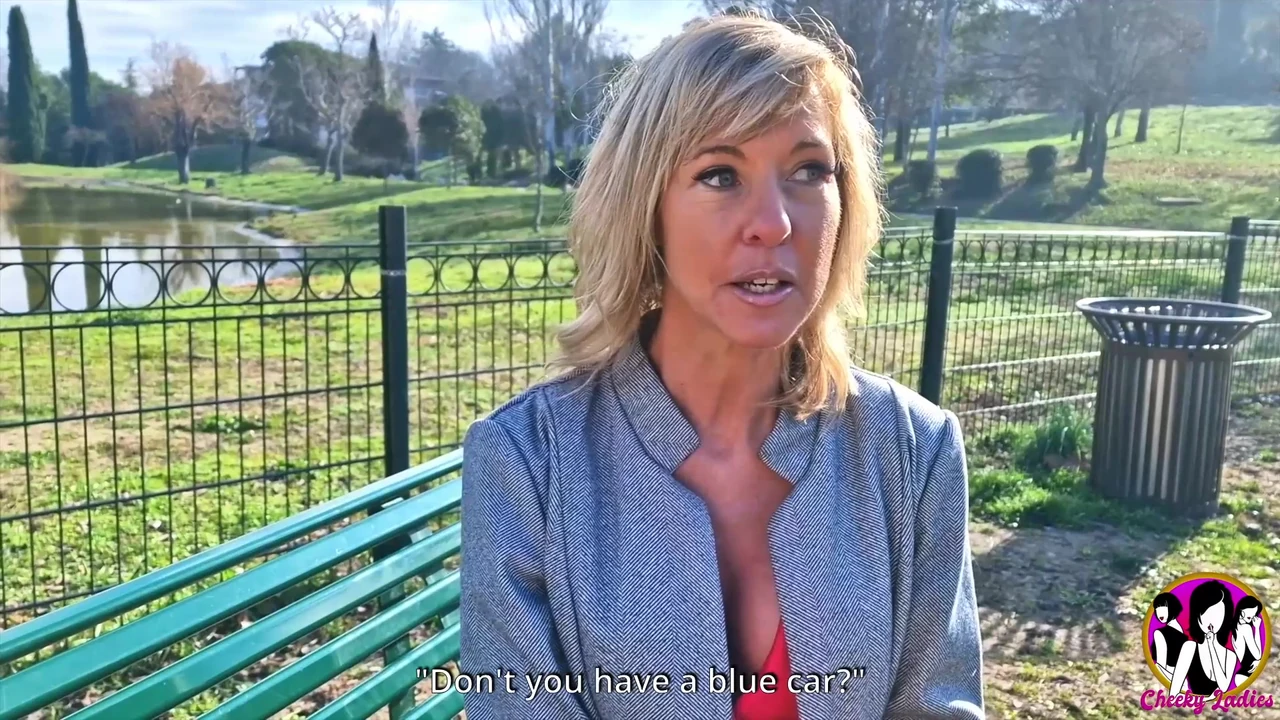 Máy bay bà già 46 tuổi tóc vàng vú to đụ mạnh