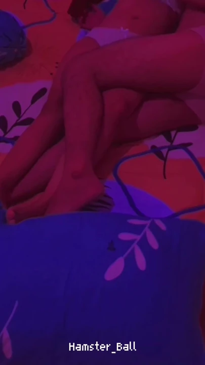 "Üvey annenden seni sikmesini iste, ister mi?"