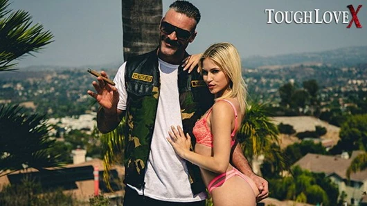 Toughlovex bts ile sarışın spinner kiara cole