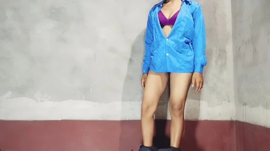 Hintli ofis kızı seks videosu