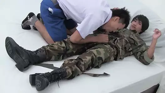 Asya twinks marvin ve william eyersiz