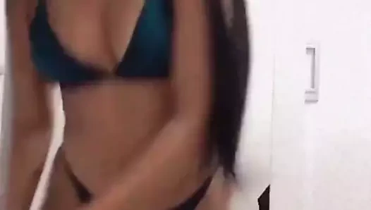 Giovanna.lima02 dans eden funk (9)