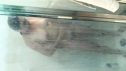 karısı içinde the duş