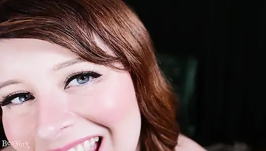 Komşu sevimli kız bea york edepsizce konuşuyor asmr