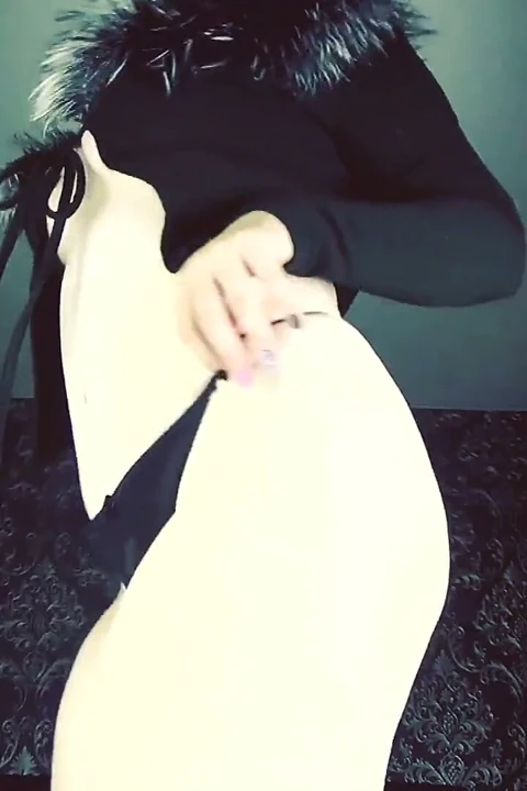 Sapık üvey annen yaşlı üvey babanla seks yapmaktan bıktı