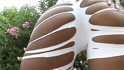 Büyük zenci döl - erika vution sert bir yarak tarafından sikilmeyi seviyor