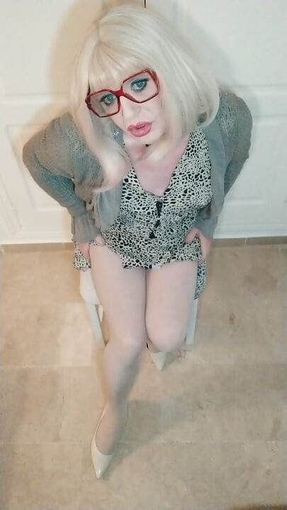 Travesti soyunuyor