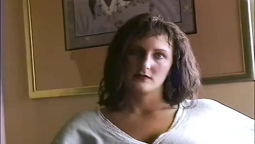 90'ların utangaç kızı edepsiz tıknaz bir amatöre dönüşüyor