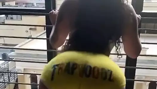 Biri bundan zevk alacak