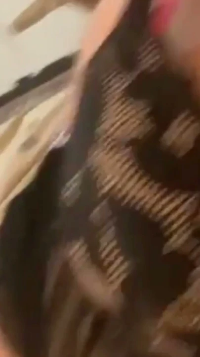 Yüksek topuklu ve iç çamaşırlı travesti krissy sweets derlemesi | Klip 1