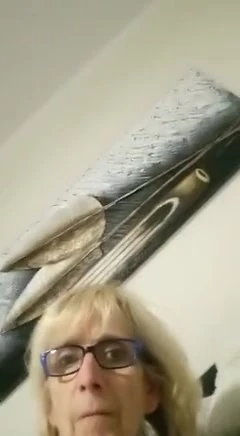 Evde yalnızım ve kocam için otelde bir video yapıyorum