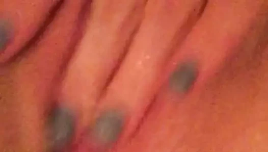 Kız ıslak kedi fışkırtma