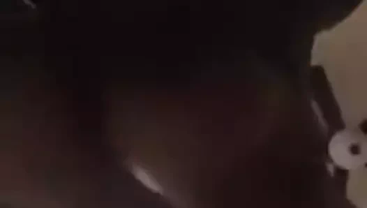 Srilankan bubi kız süt tank bölüm 09