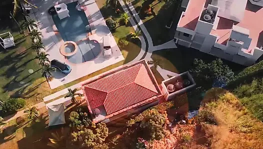 Arkadaşım beni dildoyla çok iyi sikiyor - ggmansion