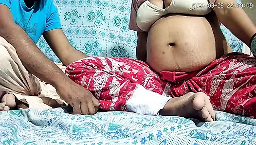 Genç oğlan ve kız yatak odasında seks yapıyor 39765