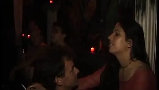 Azgın Alman sürtükler yarak arıyor #3