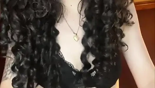 Gotik eski sevgilimi kamerada sürtük olarak yakaladım, bu yüzden beni susturmak için sikiştik