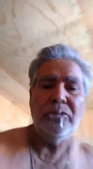 Maduro comiendo su propia leche