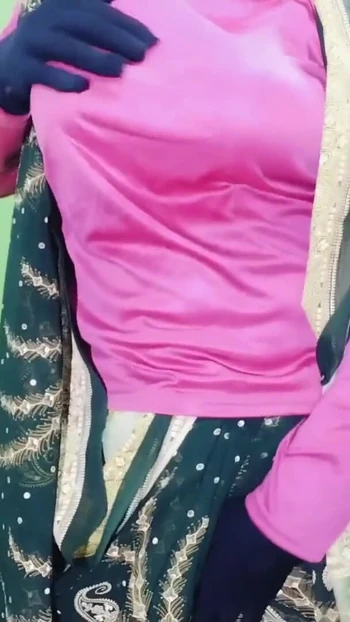 Эпический момент из "Туго секса в киску деревни дези бхабхи с горячей бхабхи деревни Дези"