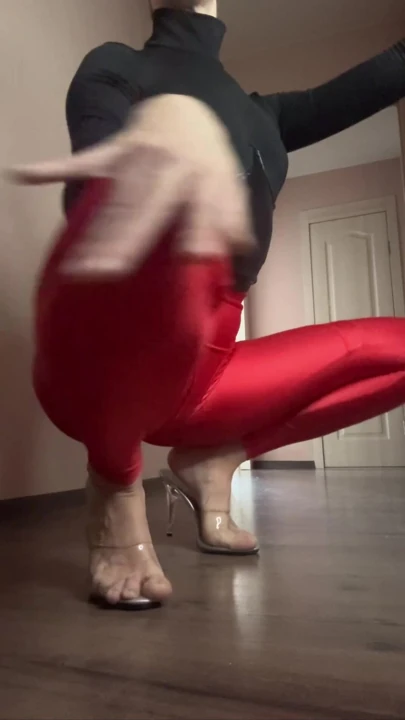 Topuklu ayakkabılarıma tap