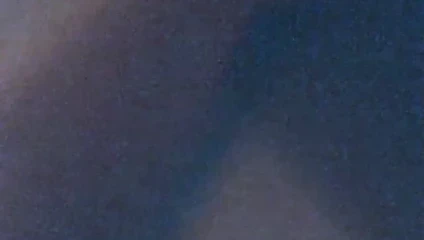 Yumruk sikme tarafından bir düz arkadaş