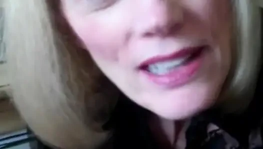 Melanie'nin yoğun yüze boşalması