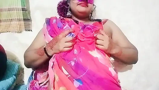 Bangladeşli ateşli gril amını parmaklıyor