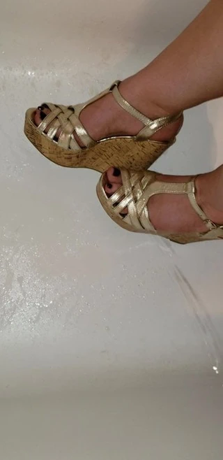 Wet wedges