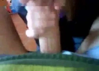 Acoreana Monica dando uma mamada