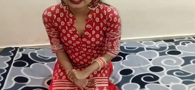 Evde kimse yoktu saarabhabhi6 devar yenge sabah seksi aşk hikayesi Hintli seks