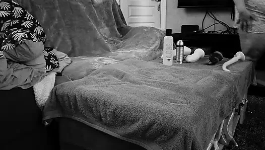 Bu gece eğlenmek için daha az alıyorum!!! (bölüm 1)