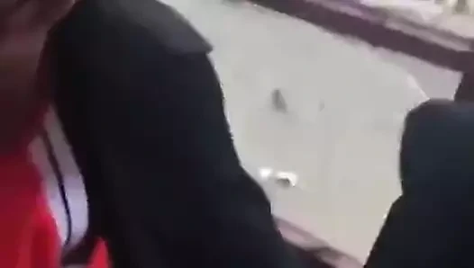 göğüsleri çıkar