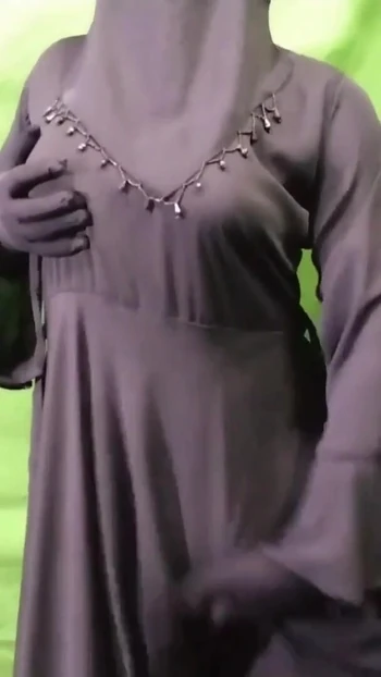 Сногсшибательный момент из "Мусульманской красивой романтики бхабхи в хиджабе"