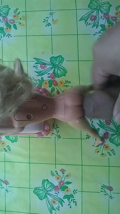 Barbie boşalma cloe