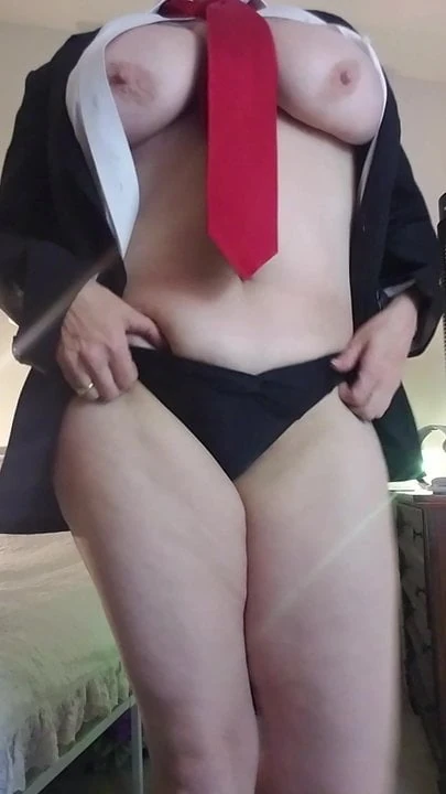 Я завязываю свой собственный галстук