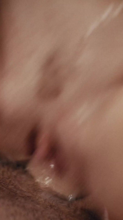 Parazitli uzaylı seksi - Emma Rosie dölleniyor