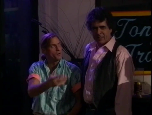 Kıllı amcık yalama büyük yarak emiyor... ağzına boşalma