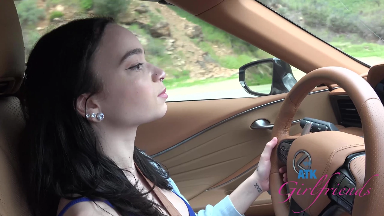 Beach Day Fun with Selena: Barefoot Sand & Shells, Then Roadside Sloppy Blowjob!