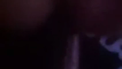 O yukarı ve aşağı kayar