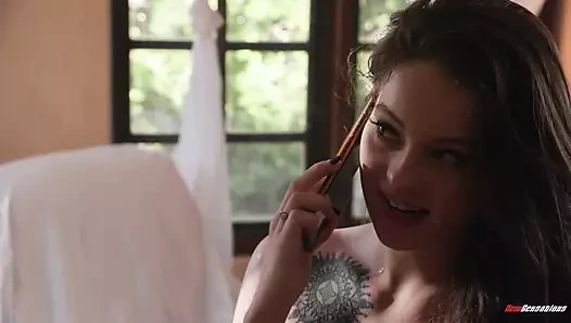 Büyük yaraklı adam en ateşli büyük memeli aldatan evli kadın Maddy May'i sikiyor