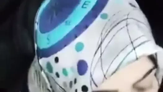 Tesettürlü seks tesettürlü emiyor tesettürlü porno Müslüman seks müslüman emiyor