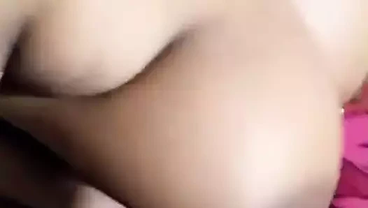 Büyük göğüslerimle oynayan arkadaşlarım