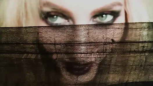 Naylon boyun eğmeme bastırılmış